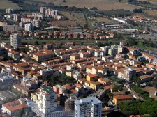 Letecký pohled na město Follonica